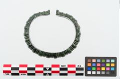 Foto von Bronzemelonenarmreif (NHMW-PRAE-025053)